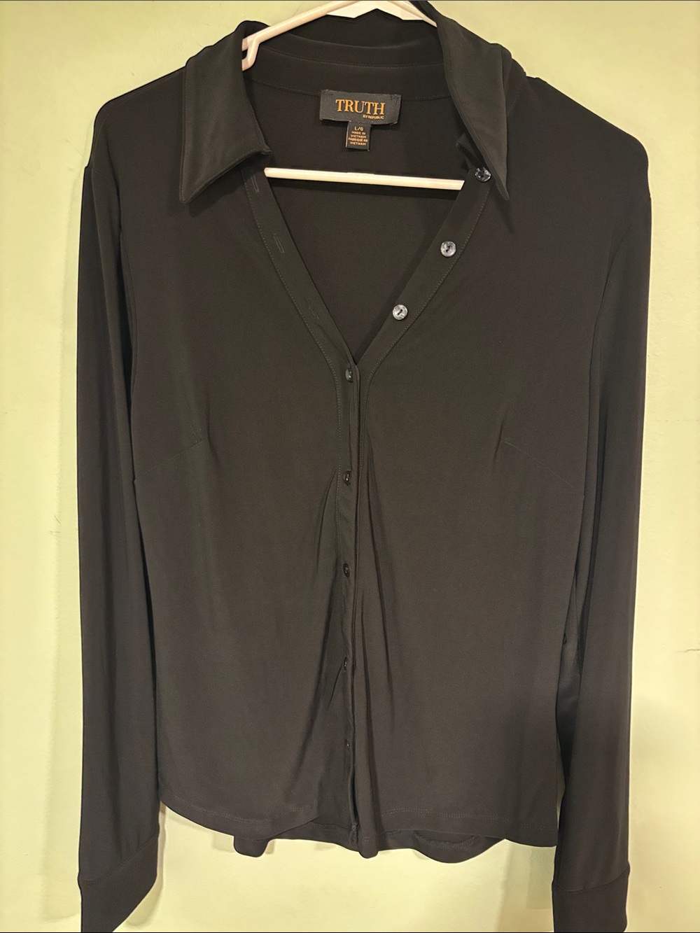 TRUTH Women's Long-Sleeve Button Front Top in Black